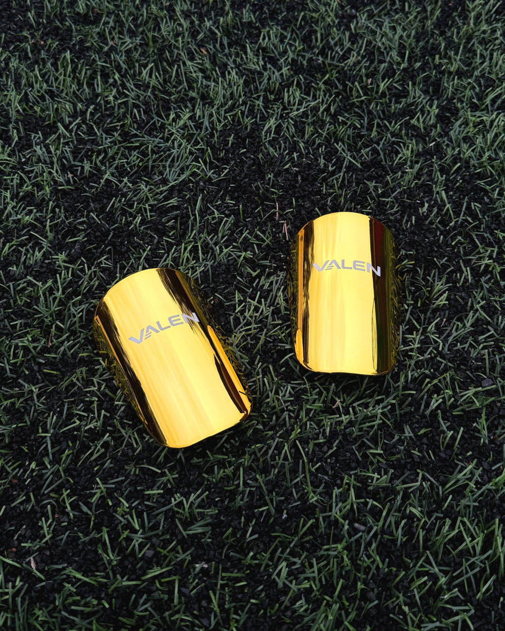 VALEN Mini Shin Pads Gold 10×6 cm – mini säärisuojat